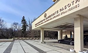 Катастрофа, документи, забрана: Българка се оказа блокирана в Северна Македония