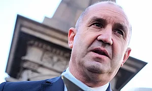 Президентска република по втория начин: Как „Прогресивна България“ „изяде“ системните партии?