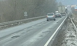 Около 40% от първокласните пътища в България са рискови, твърди експерт