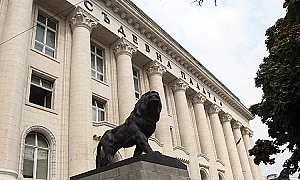Бомбена заплаха затвори Съдебната палата в София