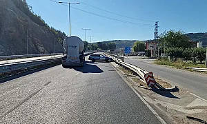 Автомобил и цистерна се удариха до Мездра на Е-79