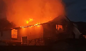 Мълния изпепели къща след бурята и градушката в Мъглиж
