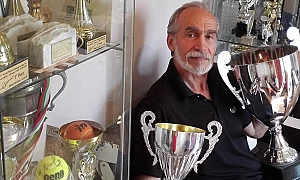 Отиде си големият спортен журналист и коментатор Тодор Попов