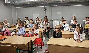 Путин обмисля тайна мобилизация, Русия атакува писмеността на Украйна