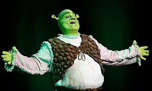 Шрек и Магарето отново заедно: Майк Майърс изненада Еди Мърфи на наградите на АФИ