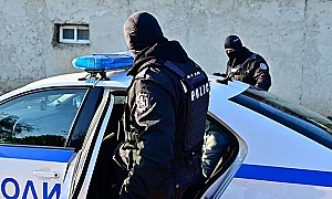 Задържани за гласуване от чуждо име, над 320 сигнала за нарушения