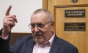 Опозиционерът Борис Надеждин се оттегли от парламентарните избори в Русия