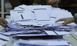 ЦИК въвежда мобилно приложение за по-точно попълване на протоколите