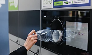 Обсъждат законопроект за депозитна система за опаковки от напитки