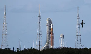 40 минути без връзка: Най-рисковият момент за „Артемис II“