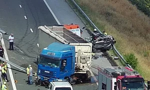 От ден за решения – ден за показност, а жертвите не намаляват. Кое не работи?