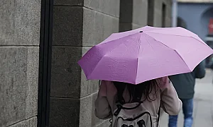 Разкъсана облачност в петък, вечерта започват валежи