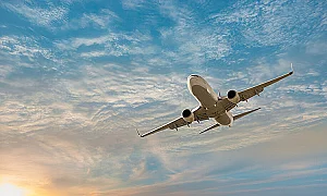 Дим от колесника и блокиран двигател: Авария със самолет на Swiss Air, има пострадали