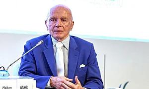 Почина „бащата на всички инвеститори“: Краят на една ера на световните фондови пазари