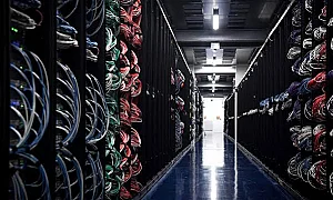 ЕС инвестира 30 млрд. евро в седем гигантски центъра за изкуствен интелект