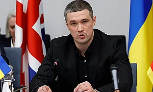 Оставка подаде украинският министър на отбраната Михайло Федоров