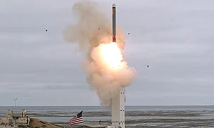 САЩ похарчиха критични оръжейни запаси в Иран за войната с Китай, - NYT