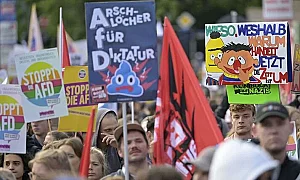 Протест срещу крайната десница в Германия, хиляди обсадиха конгреса на AfD