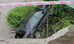 Гонка в Бургас завърши с катастрофа и арест на сириец за каналджийство