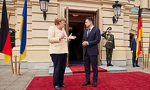 Politico: Меркел може да стане преговарящ за мир с Русия и Украйна