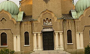 Търновската митрополия осъдена за над 40 000 евро след спор за ремонт