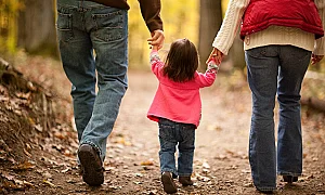 Започва кампанията „Приеми ме“ за популяризиране на приемната грижа