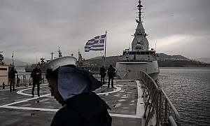 Гръцки полковник е арестуван за шпионаж в полза на Китай