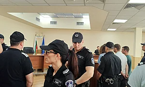 Съдът остави в ареста и тримата арестувани вчера младежи за убийството в Пловдив