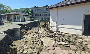 Отмениха бедственото положение в Габрово, продължава разчистването