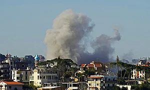 Израел продължава да обстрелва Ливан, десетки загинали