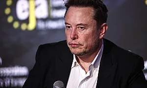 Френската прокуратура привика на разпит Илон Мъск заради гафовете на Grok