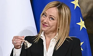 Лявоцентристите печелят 7 града на местните избори в Италия, но Мелони мина теста