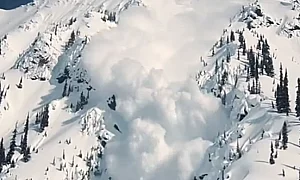 Лоши условия в планините: Заледени склонове и висока лавинна опасност