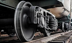 Два влака се сблъскаха челно край Джакарта, в ход е мащабна евакуация