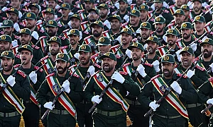 Иран заплаши с атаки „отвъд региона“, ако САЩ прекрачат „червените линии“