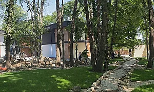 КУБ отговори на обвиненията за незаконния град, но полицията задържа трима