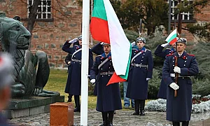 КПП-та и без дронове: Затягат мерките за сигурност в центъра на София за 3-ти март