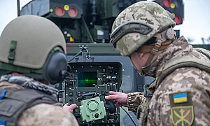 Киев обяви военна реформа: До 8000 евро за войниците на фронтовата линия