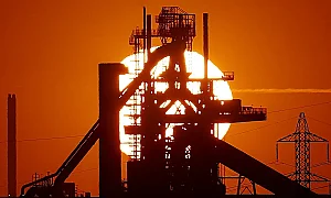 Oпасения от нова военна ескалация в Близкия изток вдигат цената на петрола