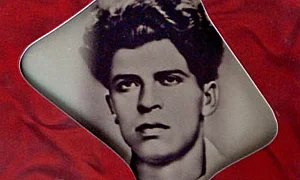 На този ден си отиде "Поетът с ватенката"