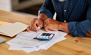 След колко години изгарят неплатените осигуровки
