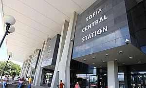 Ремонтът на Централна жп гара София: По-скъп, забавен и с прекачване до края на 2027 г.