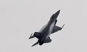 Недостиг на ракети от САЩ спряла украинските F-16 да свалят дронове