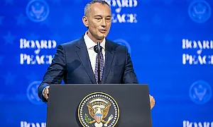 Николай Младенов: Има шанс за разоръжаване на Хамас, но времето е ограничено