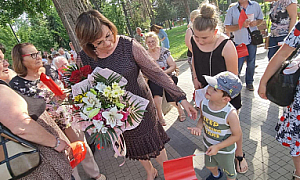 Нинова: Само шоково увеличение на доходите може да компенсира поскъпването на тока, водата и парното