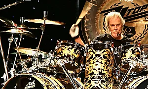 Почина Франк Биърд от ZZ Top, барабанистът, който даде пулс на легенда