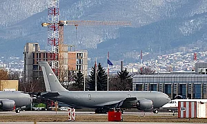 Край на мисията: Последният военен самолет на САЩ излетя от София