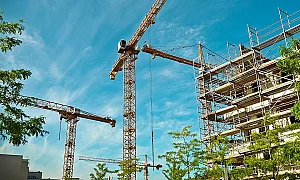 Прекаленото строителство гони туристите от Черноморието, твърди експерт