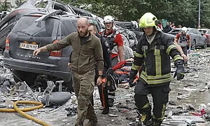 Над 10 убити и близо 100 ранени след руски ракетен удар срещу Киев