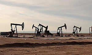 400 000 барела дневно по-малко: Украинските удари спъват добива на петрол в Русия